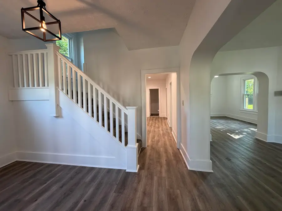 930 Avondale Avenue, Springfield, OH 45503 - #3