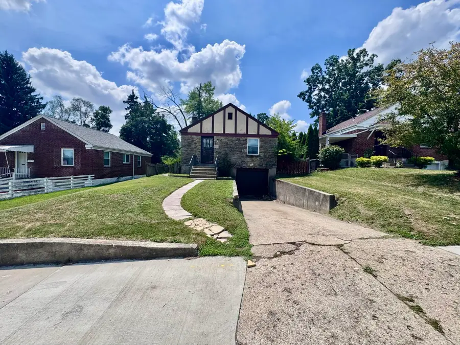 250 Castlewood Avenue, Dayton, OH 45405 - #2