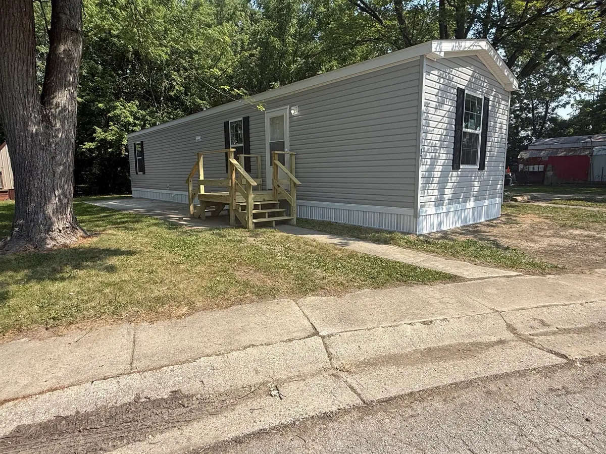 200 N Knoxville Avenue #16, Saint Marys, OH 45885 - #1