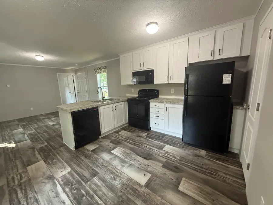 200 N Knoxville Avenue #16, Saint Marys, OH 45885 - #3