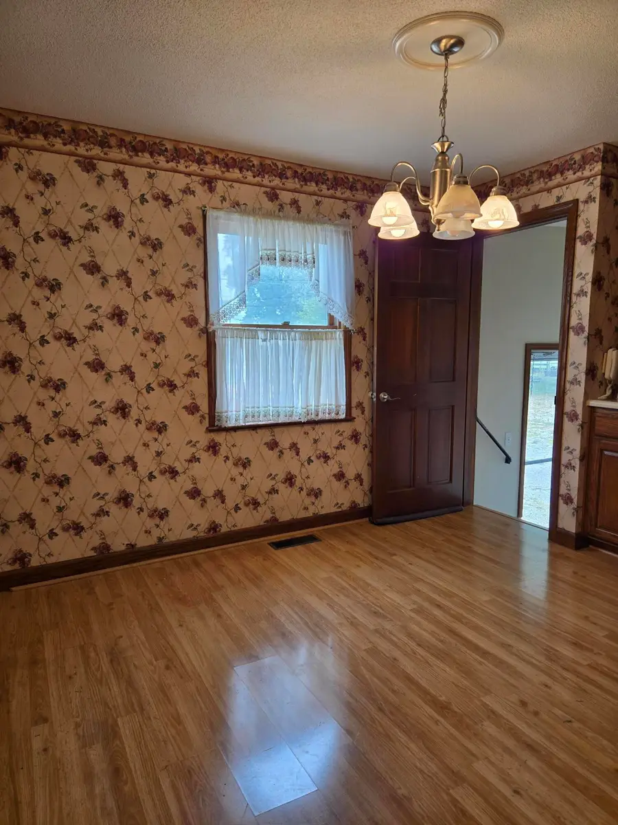 946 E Spring Street, Saint Marys, OH 45885 - #3