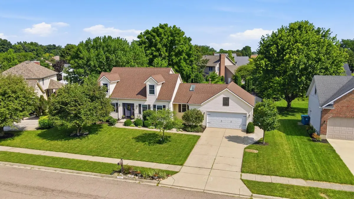 785 W Pinehurst Drive, Tipp City, OH 45371 - #1