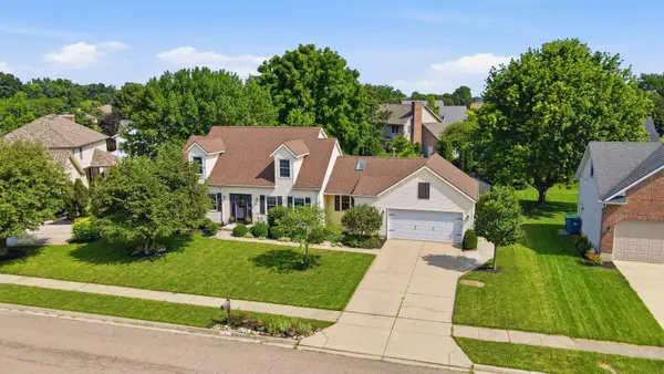 785 W Pinehurst Drive, Tipp City, OH 45371