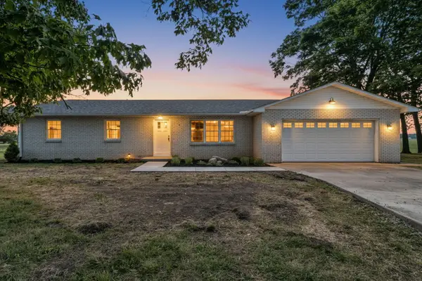9011 State Route 245, De Graff, OH 43318