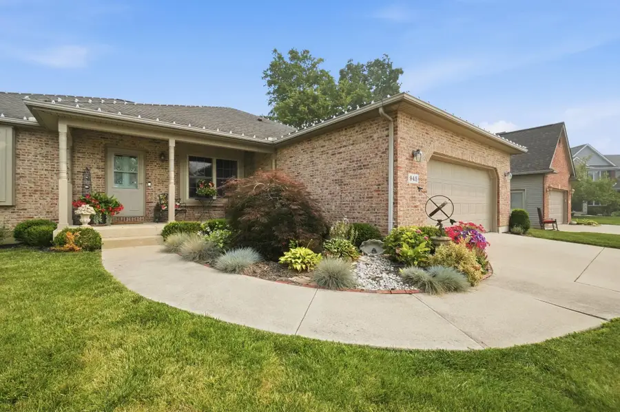 945 Oak Hill Court, Troy, OH 45373 - #3