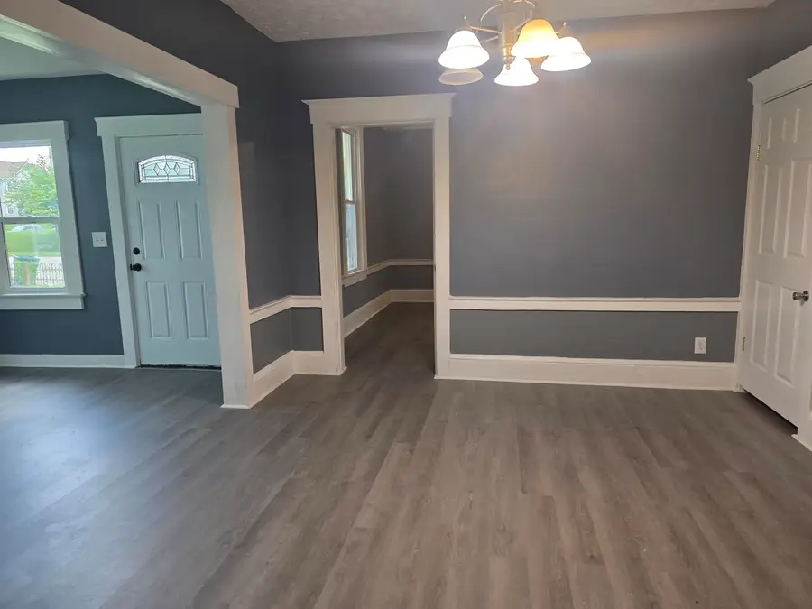 315 S Shaffer Street, Springfield, OH 45506 - #3