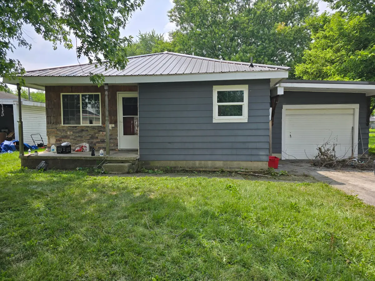 910 Jackson Street, Greenville, OH 45331 - #1