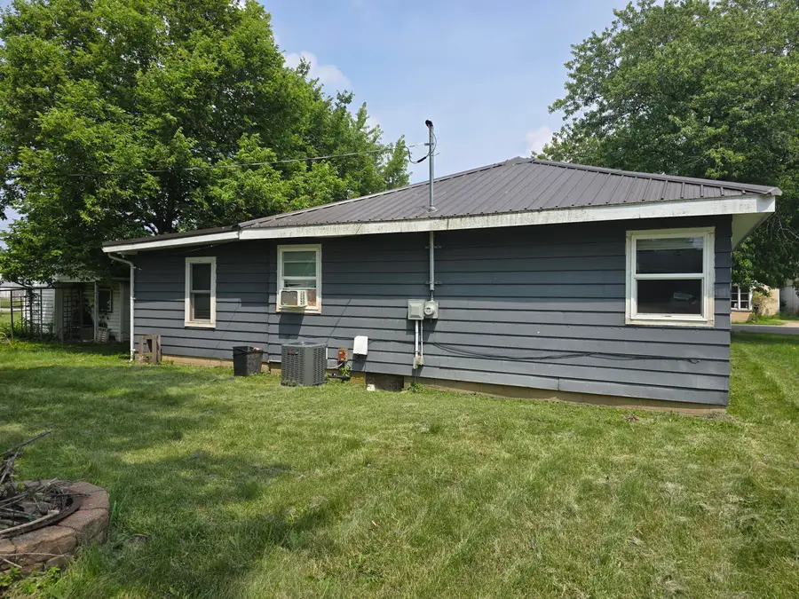 910 Jackson Street, Greenville, OH 45331 - #3