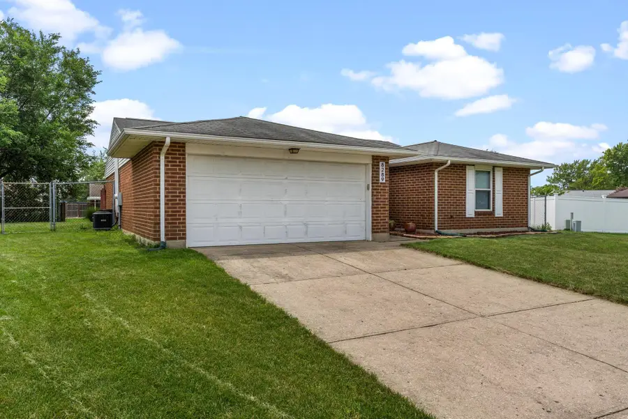 8289 Millspring Place, Dayton, OH 45424 - #3