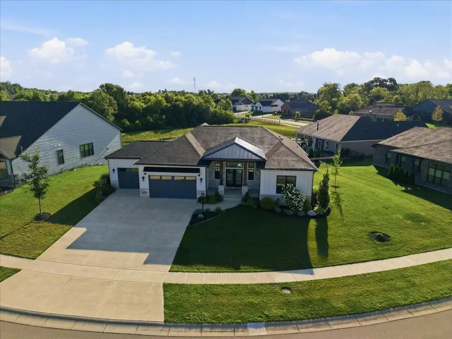 9338 Rochelle Lane, Dayton, OH 45458 - #3