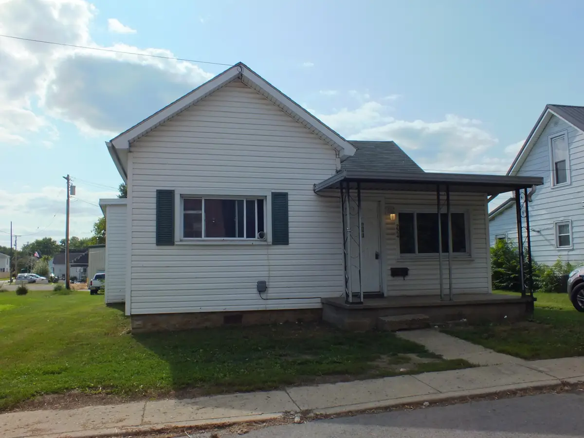 224 Ward Street, Bellefontaine, OH 43311 - #1