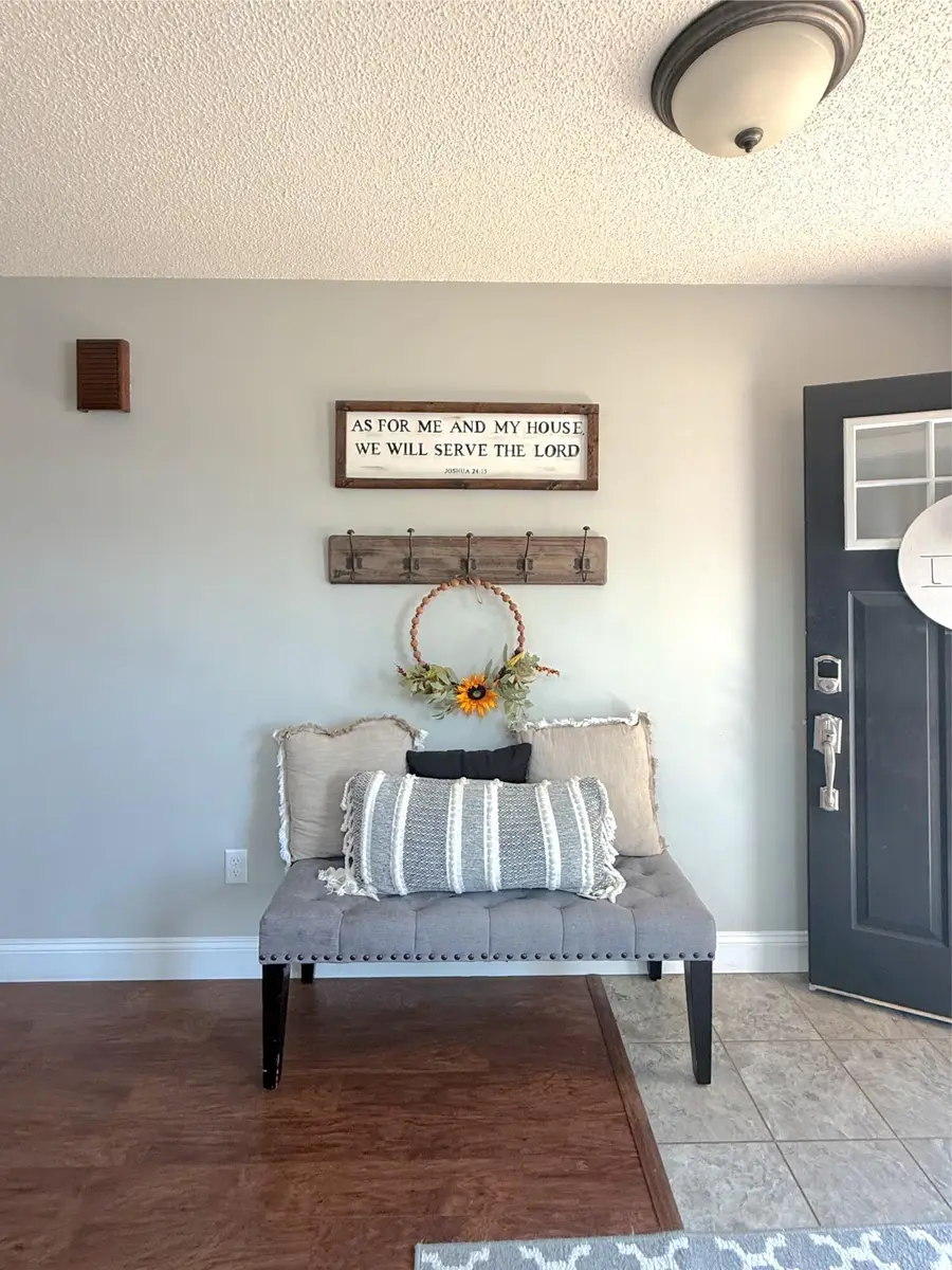1306 Oakview Drive, Saint Marys, OH 45885 - #3