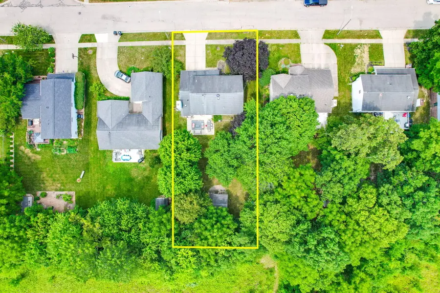 10175 Forestedge Lane, Miamisburg, OH 45342 - #3