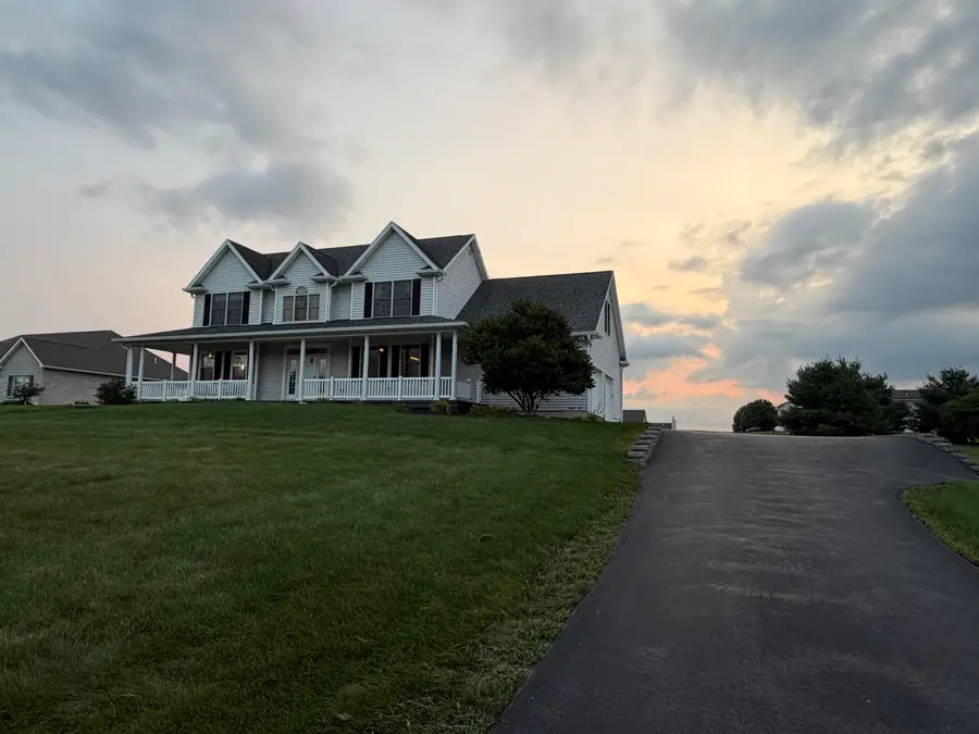 3223 Windy Ridge Drive, Springfield, OH 45502 - #3