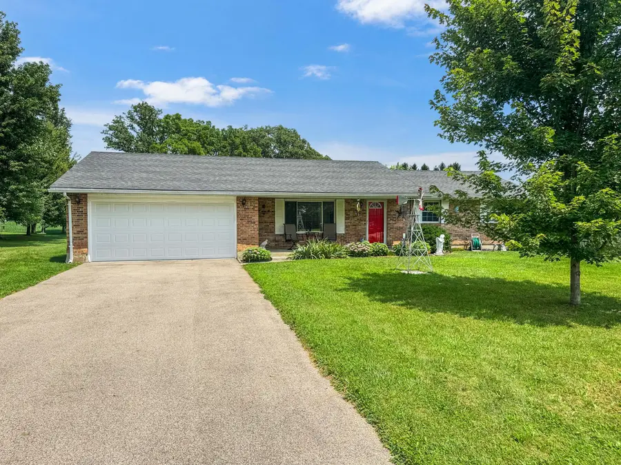 4049 Walnut Grove Circle, Urbana, OH 43078 - #3