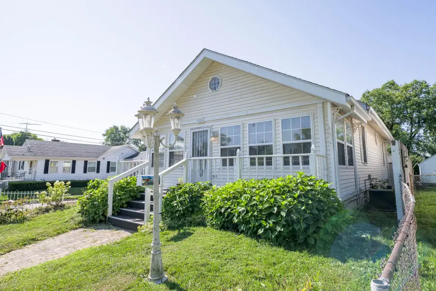 956 Chelsea Avenue, Dayton, OH 45420 - #3