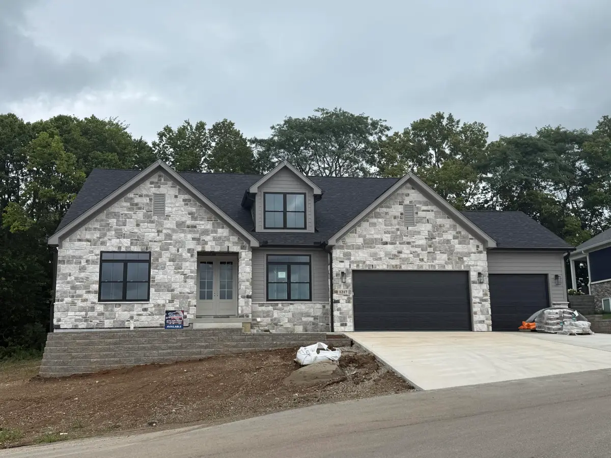 1217 Knob Hill Court, Troy, OH 45373 - #1