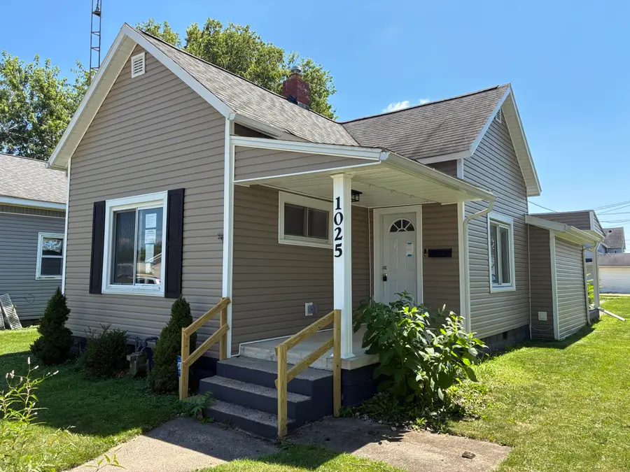 1025 Hendricks Avenue, Saint Marys, OH 45885 - #2