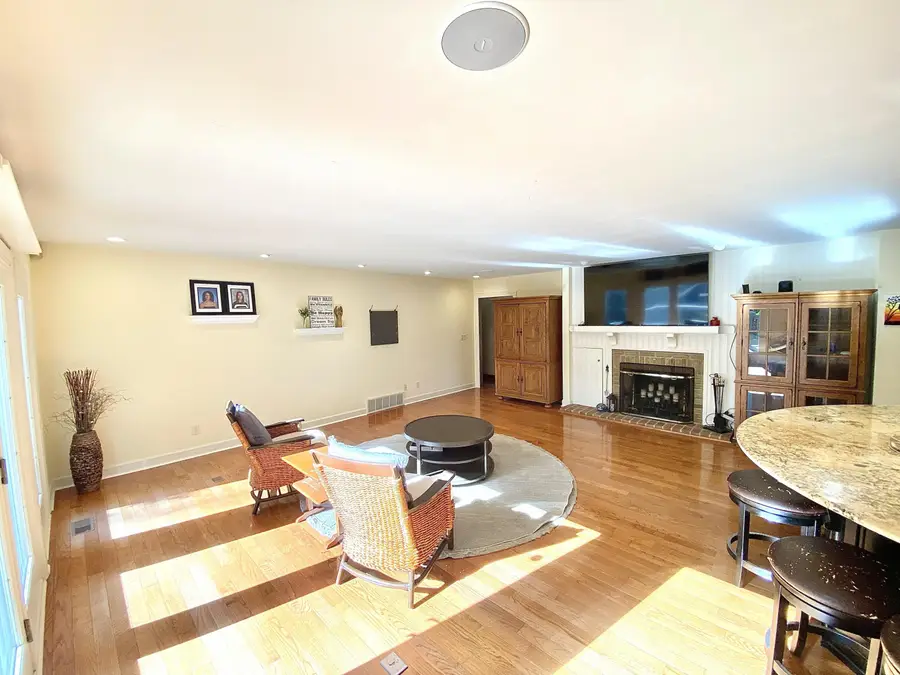 1033 E Parkwood Street, Sidney, OH 45365 - #3