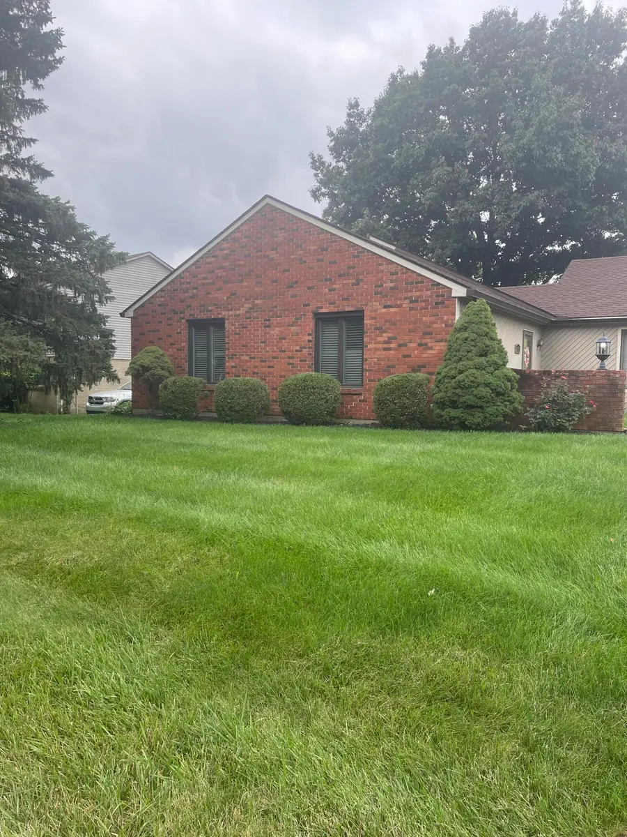 2715 Red Coach Drive, Springfield, OH 45503 - #2