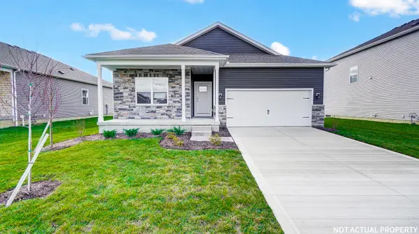 1185 Sherwood Loop, Bellefontaine, OH 43311