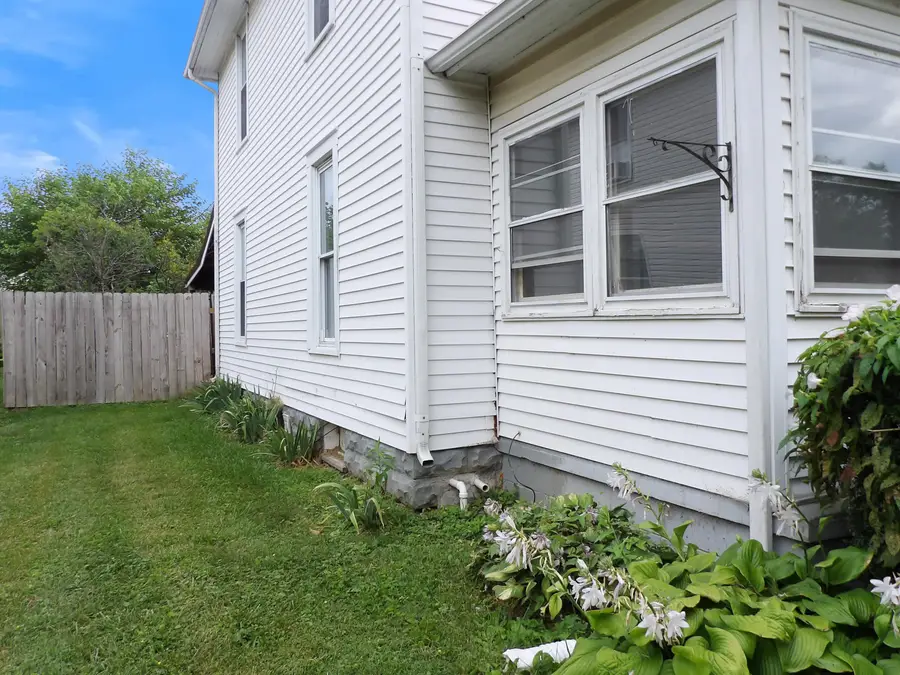 732 S Fayette Street, Washington Court House, OH 43160 - #2