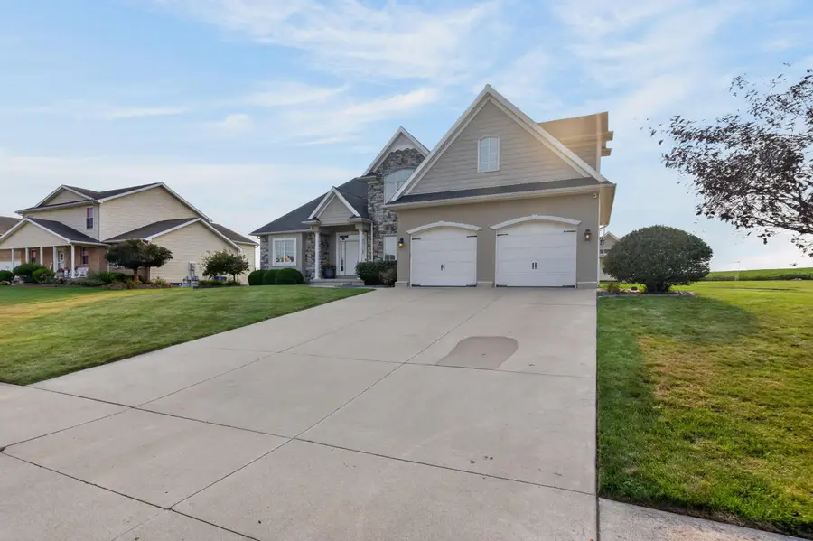 111 Brentwood Court, Anna, OH 45302 - #3
