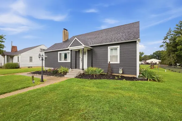 39 Oaksmere Road, Springfield, OH 45503