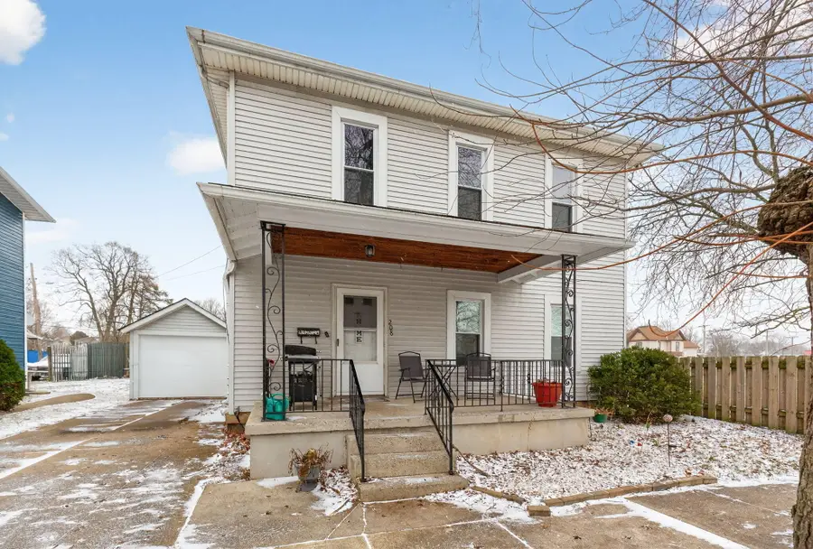 208 N Madriver Street, Bellefontaine, OH 43311 - #2