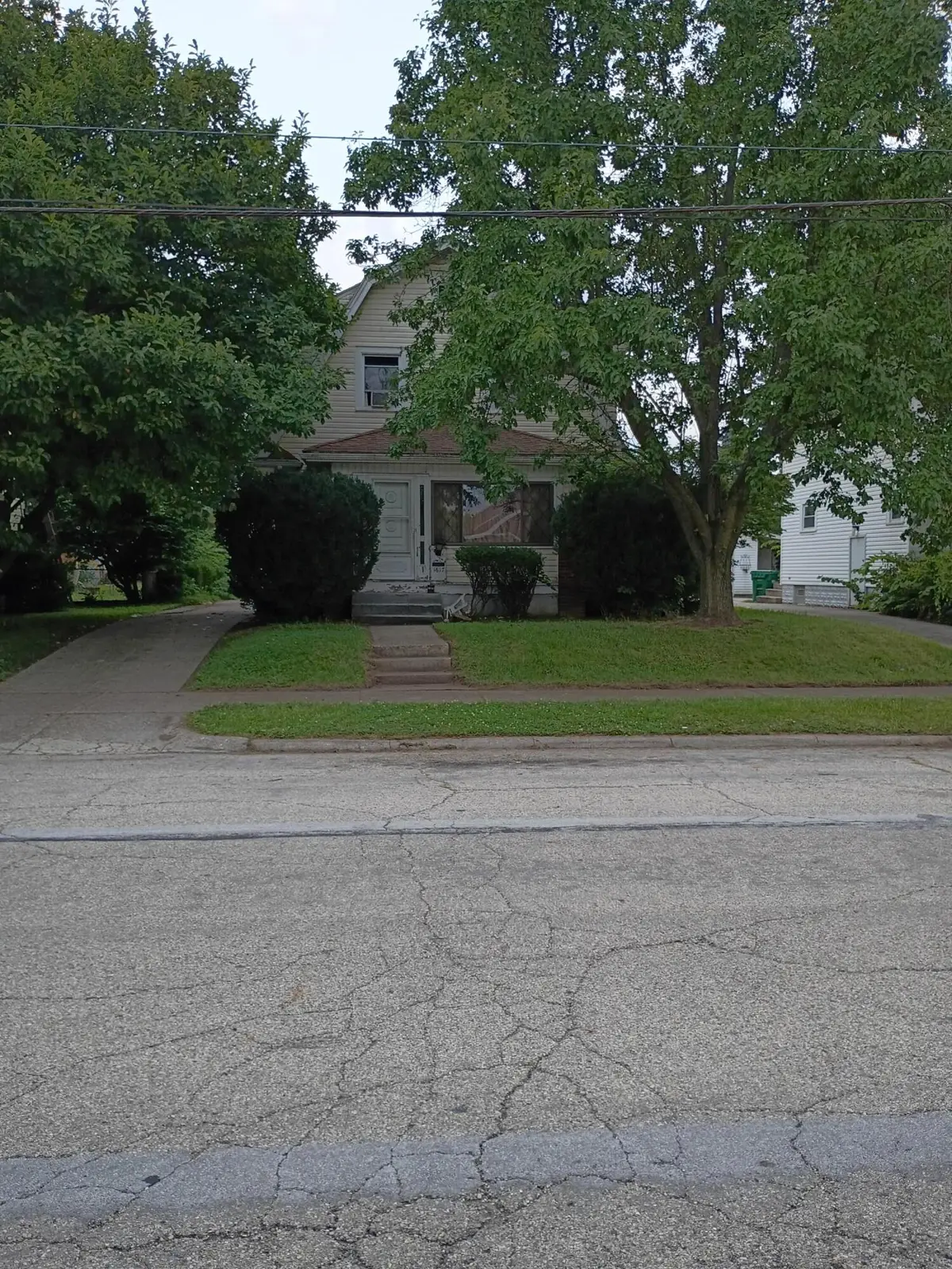 1617 Maiden Lane, Springfield, OH 45504 - #1
