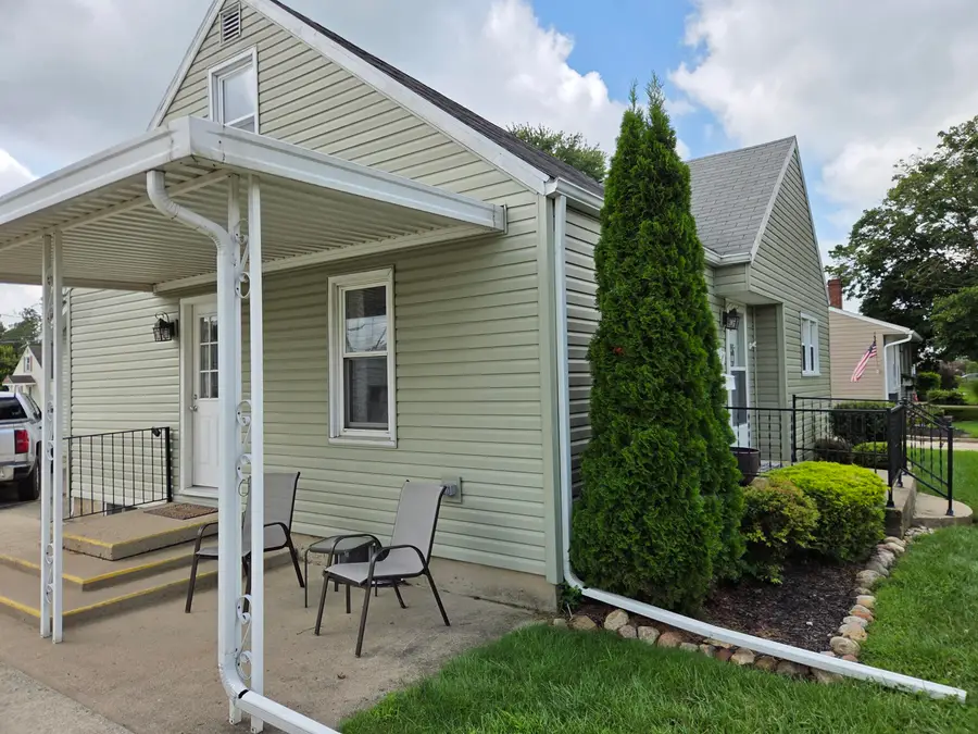707 Lake Avenue, Saint Marys, OH 45885 - #2