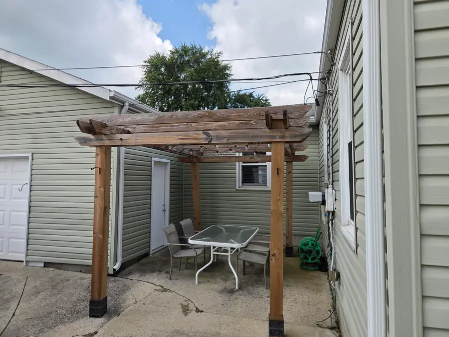 707 Lake Avenue, Saint Marys, OH 45885 - #3