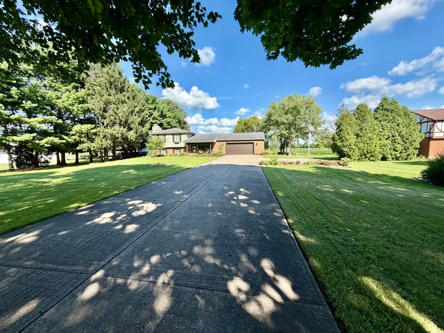 5606 Middle Urbana Road, Springfield, OH 45502 - #2