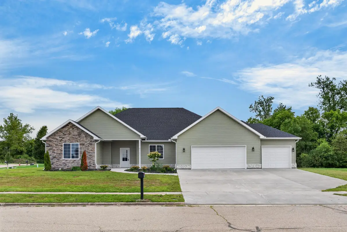 9907 Barnum Road, Piqua, OH 45356 - #1