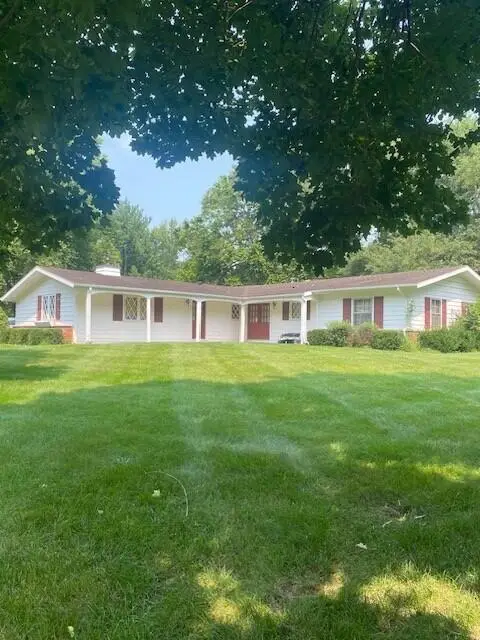 827 Hickory Lane, Troy, OH 45373