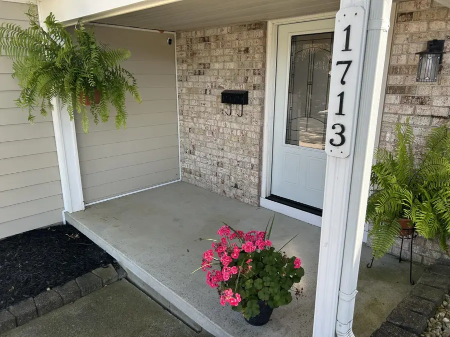 1713 Kingsbury Drive, Saint Marys, OH 45885 - #2