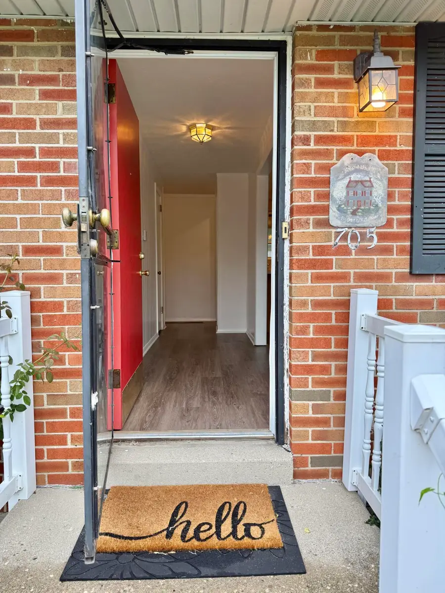 705 Kirkwood Drive, Vandalia, OH 45377 - #3