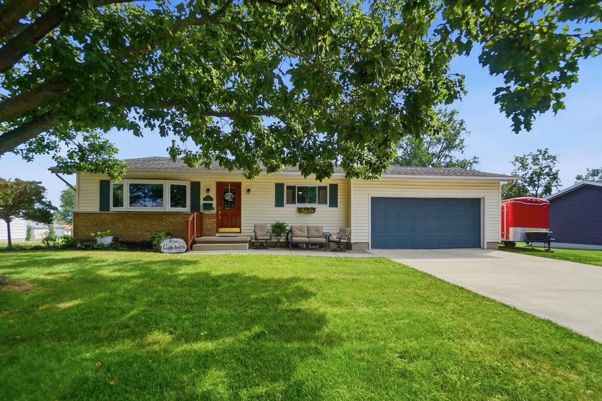 311 Cole Street, Wapakoneta, OH 45895 - #1