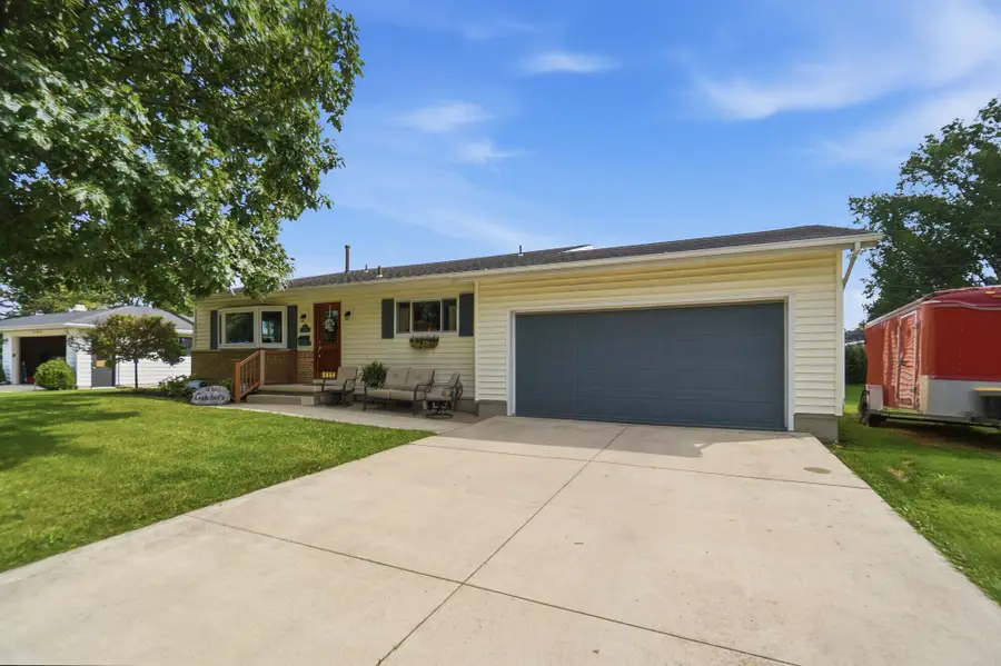 311 Cole Street, Wapakoneta, OH 45895 - #2