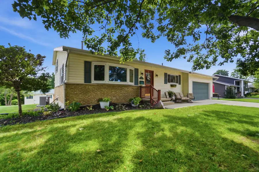 311 Cole Street, Wapakoneta, OH 45895 - #3