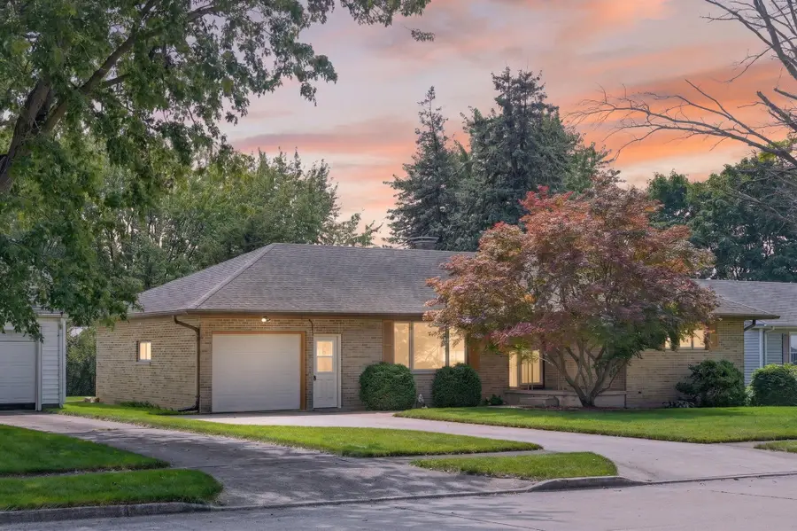 642 W Fulton Street, Celina, OH 45822 - #3