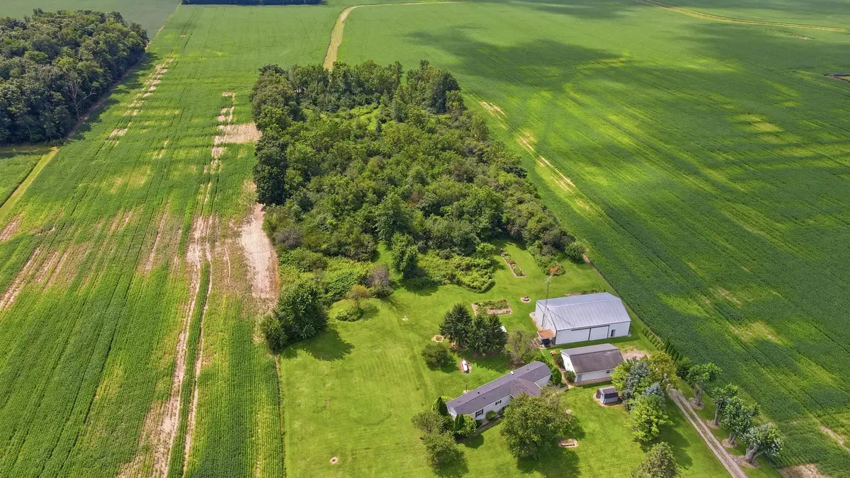 23412 State Route 33, Wapakoneta, OH 45895 - #1