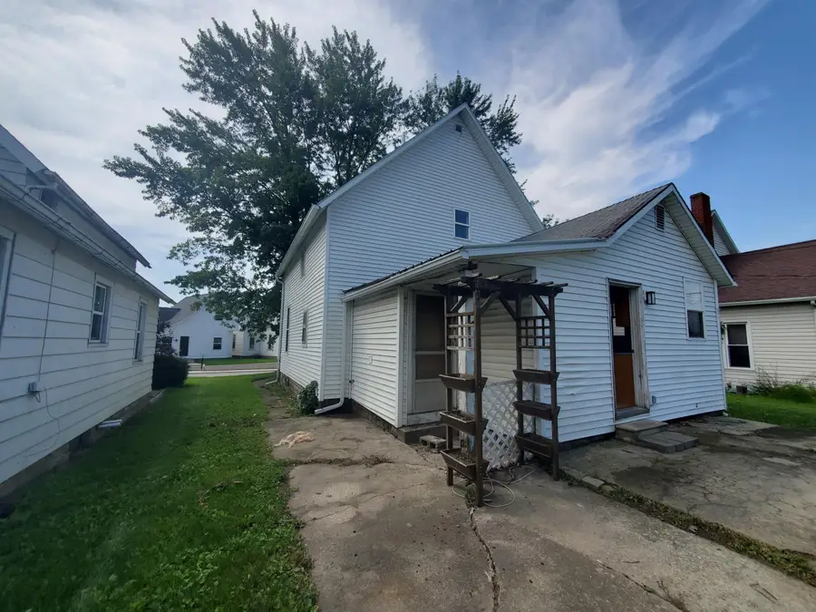 726 E Spring Street, Saint Marys, OH 45885 - #2