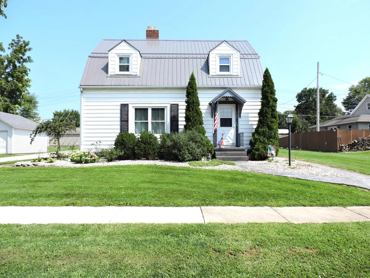 216 N West Street, Saint Marys, OH 45885 - #1