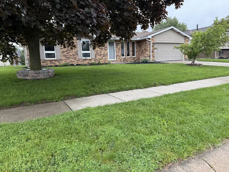 905 Canterbury Drive, Celina, OH 45822 - #2