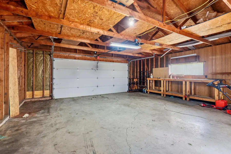 4748 Walker Street, Springfield, OH 45505 - #3