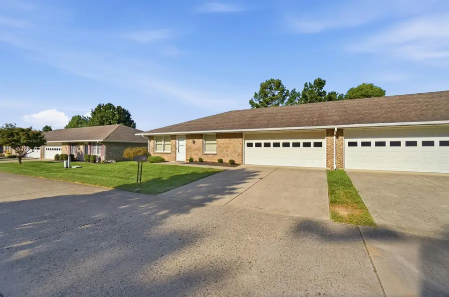 4885 E Brannan Drive #4885, Springfield, OH 45502 - #3