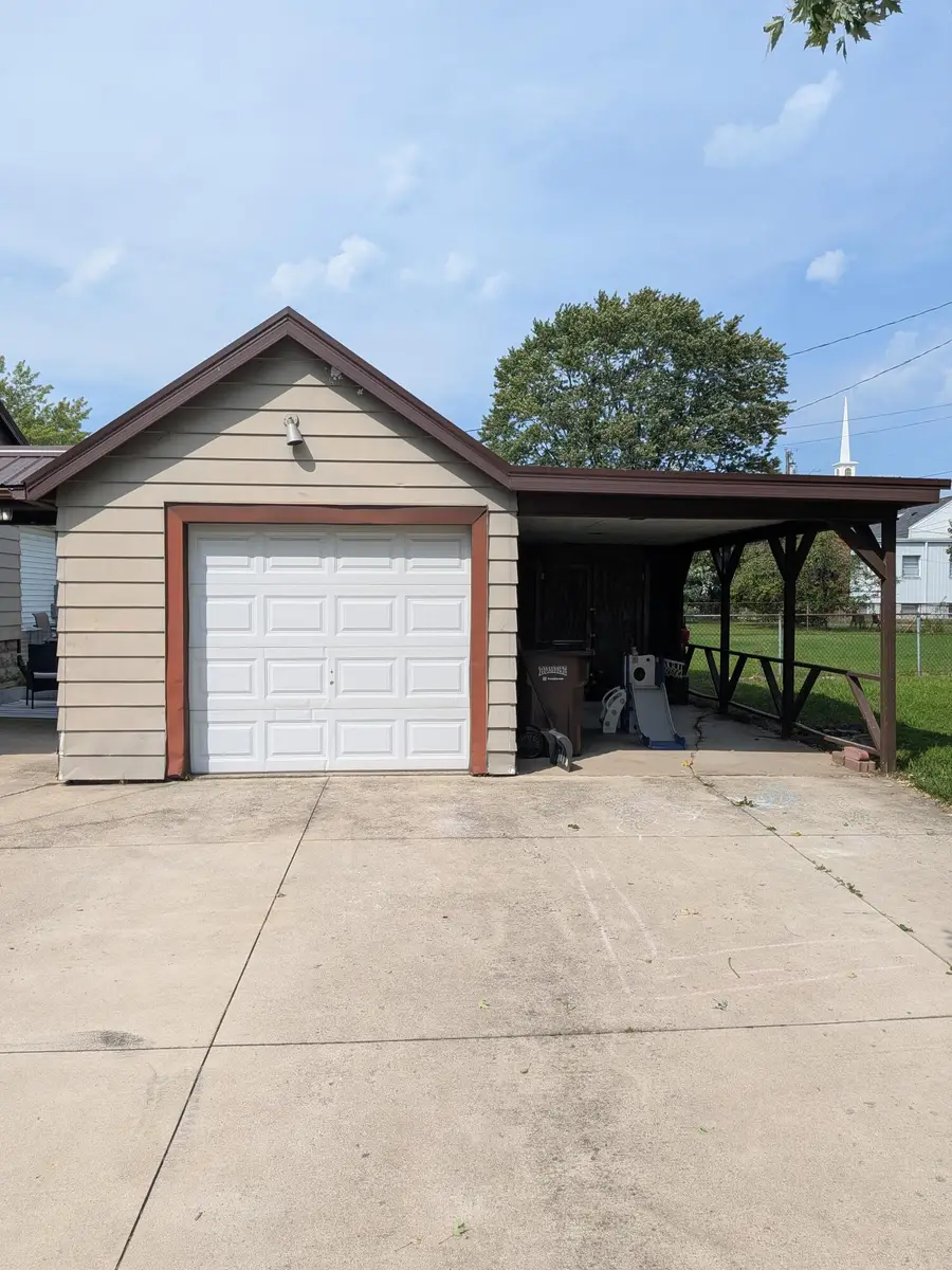 1804 Wapakoneta Avenue, Sidney, OH 45365 - #3