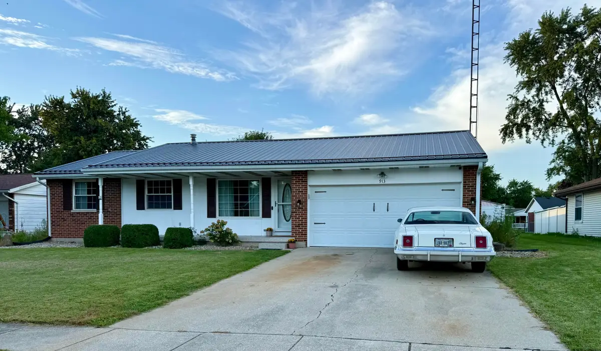 913 Canterbury Drive, Celina, OH 45822 - #1