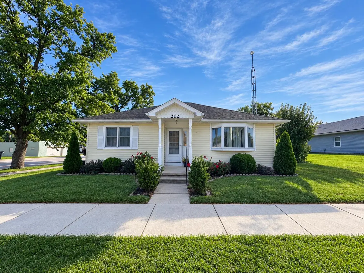 212 N Franklin Street, Rockford, OH 45882 - #1